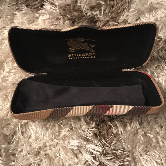 Burberry Prescription Glasses - Picture 3 of 5